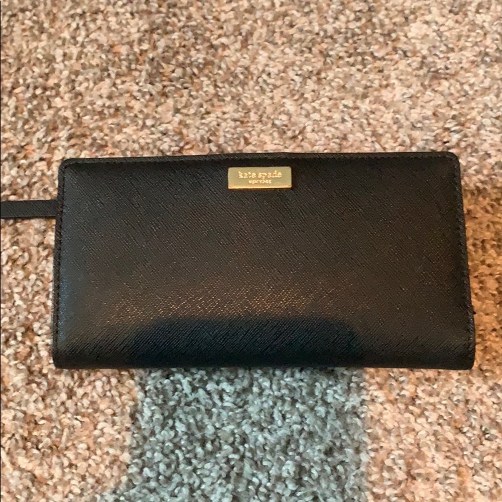 Kate Spade black Saffiano leather wallet